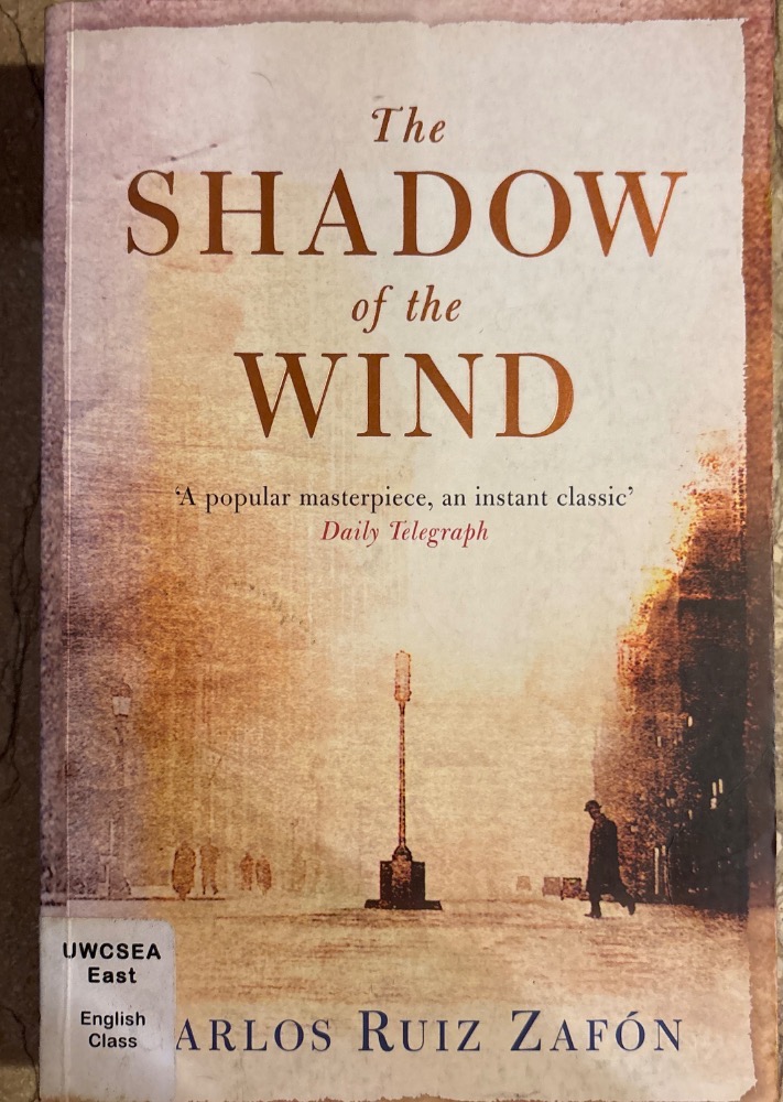 Cover of The shadow of the Wind